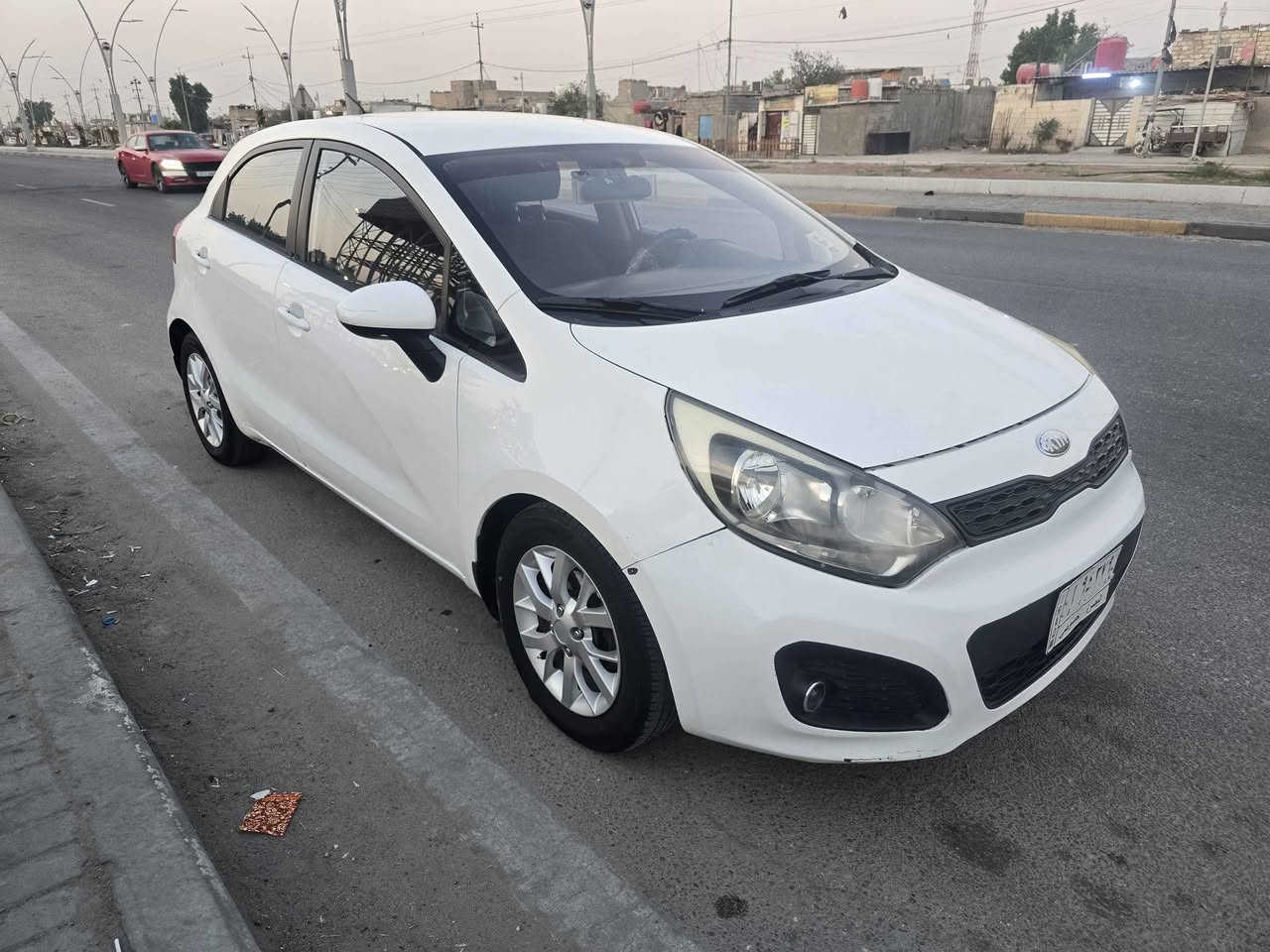 كيا ريو هاشباك 2015
اقره المنشور قبل لاتتصل وبدون وعود عجبتك تعال گلب وشوف 
رقم بصره سنويه منتهيه مشروع وطني تحويل
بدي كفاله بدون اي صبغ فقط جراد خفيف بنيد والقماره ورصعات خفيفه 
محرك 1600دوش جديد هسه مشدود وكير حداديه والتبريد كلها جديده
تخم تاير وتخم ويلكب جديد
ادامه شامله منظومه البانزين والدهن وهايدروليك الكير والفلاتر
شاشه اندرويد وسستم صوت خرافي
وترايك وين ماتحب
السعر 95 ورقه
مكاني بصره حي الجامعه
*********** البصرة, العراق
