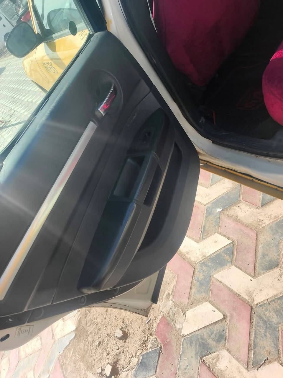 سلام عليكم شارجر ٢٠٠٨محرك 3500مكينه وكير كارتون حداديه جديده كهربايات كامله تدفىه تبريد شاشه كامره خط وبحث هيئه وغرامات مصفره بسمي سنويه 2030 سياره منتجيه بصيطه مكفوله من عيب شرعي مكان ناصريه مركز ***********
