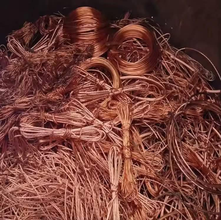 نشتري نحاس الكيلو 12 الف الفافون الثقيل 1000 الخفيف 1250 الحديد 250 بربع دينار وجميع انواع السبالت والغساالات والماطورات واتساب او اتصال ***********
***********
