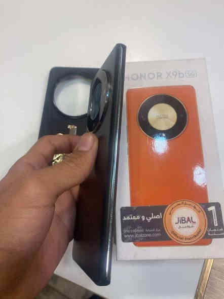 HONOR X9b 5G/
ROM256GB
RAM12GB
270الف وبي مجال

كارتون وشاحنه ويا

***********
