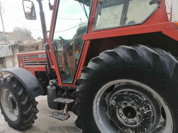 بۆ فرۆشتن 
تۆمۆسان حجمی (80\95) مۆدیل (2014) ڕەقەمو سەنەوی گێڕو مەکینە بەشەرت تازە تەئمیر کراونەتەوە بای 145گەڵاو معامەلە لەکۆیە یە ***********:*********** كويسينجاك
