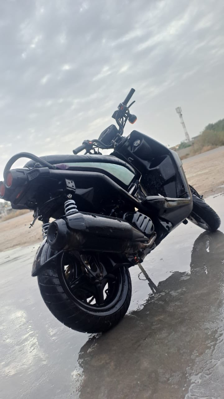 اسلام عليكم شباب
للبيع سكنس جبلي ياباني نوزل مفتوحه سابقاً عليها بوشه 53 ونص لانضوح ولا تنقيص ولا تبخير دراجه حلوه جاهزه ورزنه ع بلادي .قبل سبوع شديت غراض اصليه وجديده .باتري ونوزل وفلتر شوته وخرز وفايبرات. تجي تشوفها وتچيكها وبالعافيه اذا من نصيبك السعر 900 وبيها مجال بيع او مراوس بسكنس لد مكاني القرنه رقمي (***********)
