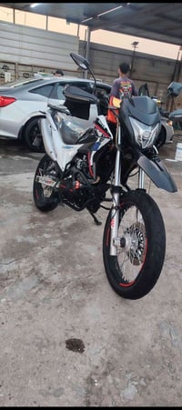 دراجة جاهزة للبيع بسمي ‏ سنوية سعر 3مليون‪07869907934‬‏