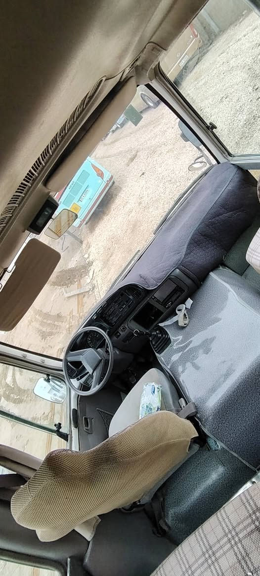 كوستر 2005. جاااهزه باذن الله
صبغ احزام.. رقم انكليزي

السعر.. 197 وبيها مجال 

***********

واتساب

سكن. بابل
