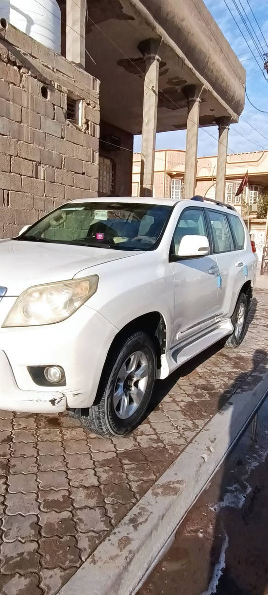 🔹 للبيع تويوتا برادو 2010 🔹
🚗 اللون: أبيض
📍 المكان:  البصره .الزبير
السيارة كفالة عامة وبحالة ممتازة جداً،
✅ خالية من الضربة والصبغ نهائياً
✅ المحرك بحالة ممتازة
✅ القير بدون أي ملاحظات
✅ الحدادية نظيفة وممتازة
🇮🇶 بلادية
❄️ تبريد ثلاث قطع
💡 لايت زنون
🔧 مفحوصة وجاهزة للاستخدام
✨ استخدام شخصي، نظيفة من الداخل والخارج
📑 أوراق كاملة ولا تحتاج أي صرف
💰 السعر: 225 دولار
🤝 بيه مجال بسيط
⚡ بيع مستعجل
📌 المعاينة على الطبيعة خير دليل
📞 الاتصال:
***********
***********
