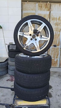 ويل رياضي • تاير جديد • ٢٢٥/٤٠R١٨