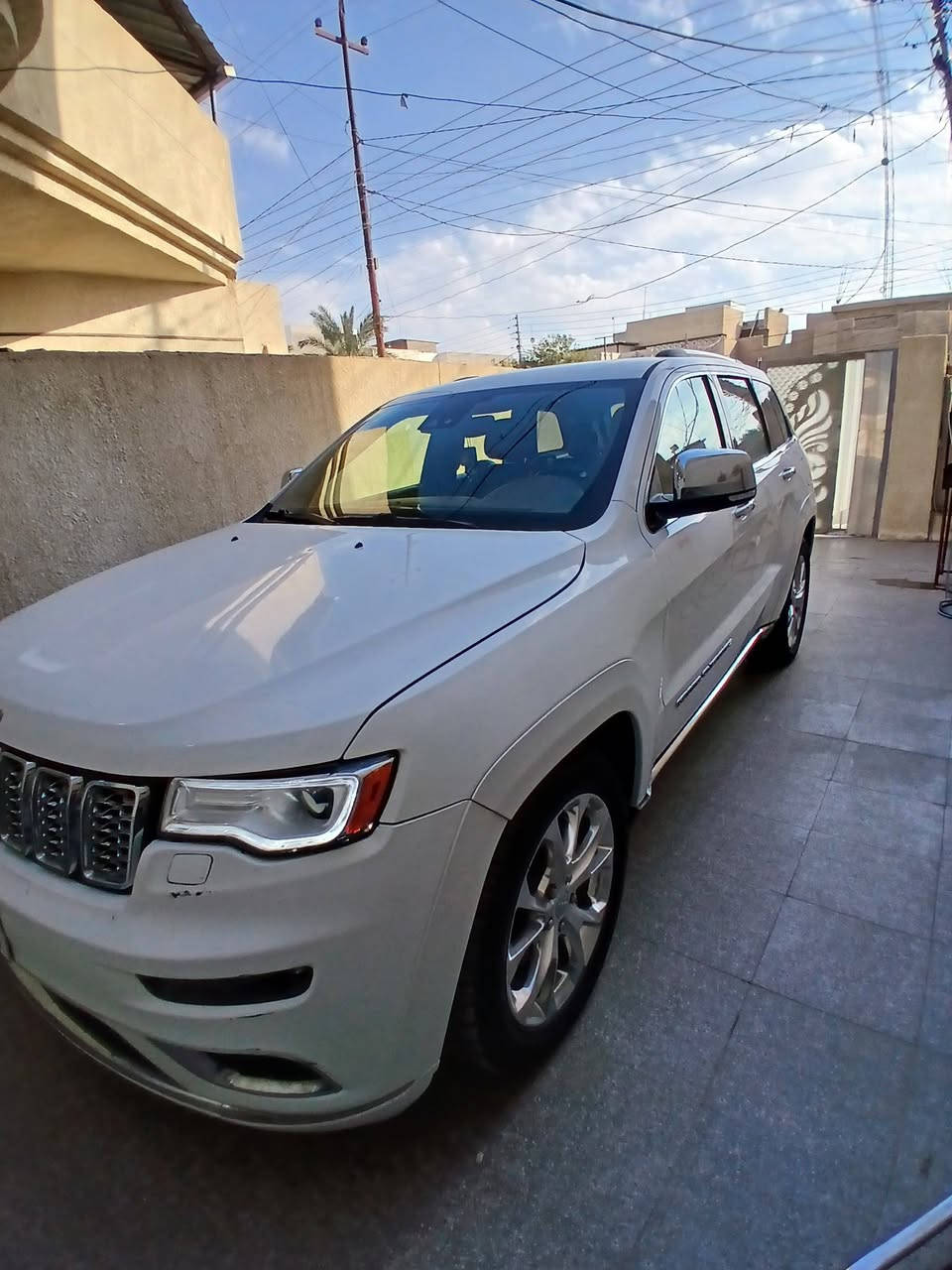 السلام عليكم بيع ومراوس ابسعر اقل جيب سومت موديل 2019 وارد امريكي محرك 6/3600
فول مواصفات رادار امامي  
صندوق كهرباء تشغيل عند بعد  
نظام صوت هارمن 
وبيهه هواي مواصفات بعد 
باسمي تحويل ثاني يوم رقم جديد 
حادثها جاملغ اوبنيد السعر ٢٧٠اوبيها مجال ***********
