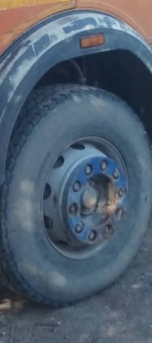 سلام عليكم عندي تايرات تلث زواج تايرات ووياله اريد اراوسهن 22اريد اراوسهن ب 24
وعشرين ***********
