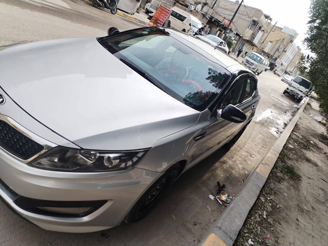 السلام عليكم اوبتمه ٢٠١٢مكينه وكير مكفولات تبريد ثلج تخم تاير صدر جديد غرفه حلوه مشروع وطني تبريد ثلج مواصفات حلوه تتفه ترايهه يخبل بدون ضربه مصبوغه حزام جماليه بدون ضربه سياره ترايهه حلو عضمتهه حلوه خليجيه بيهه منضومه غاز شغاله سياره فول عدا البصمه السعر ٩٩وبيهه مجال قليل الاتصال ***********
