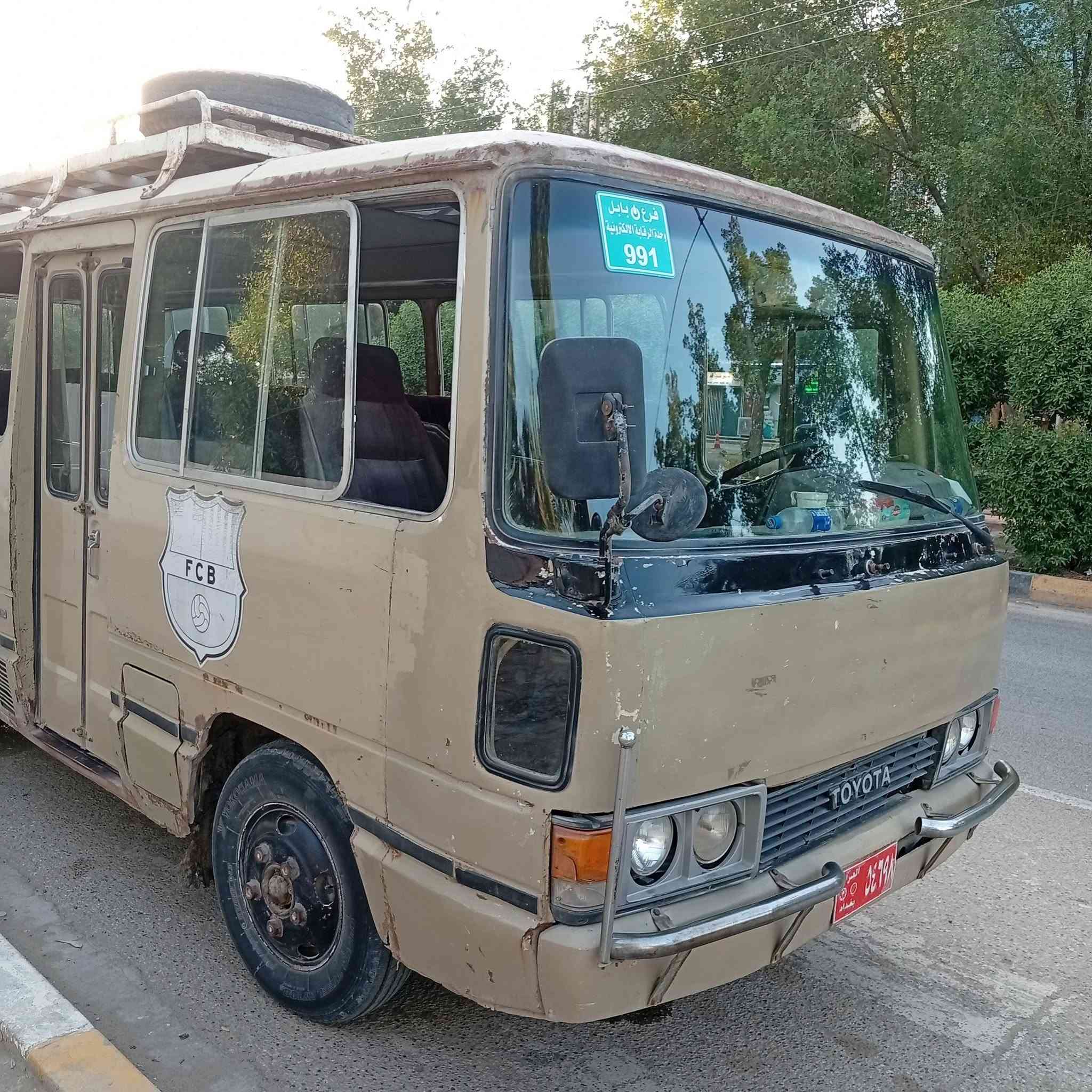 السلام عليكم كوستر موديل 83 مكينه وكير بنكو كاز السياره بسمي جاهزه السعر 4 مليون وبيه مجال بصيط مكاني بالمحله ***********
