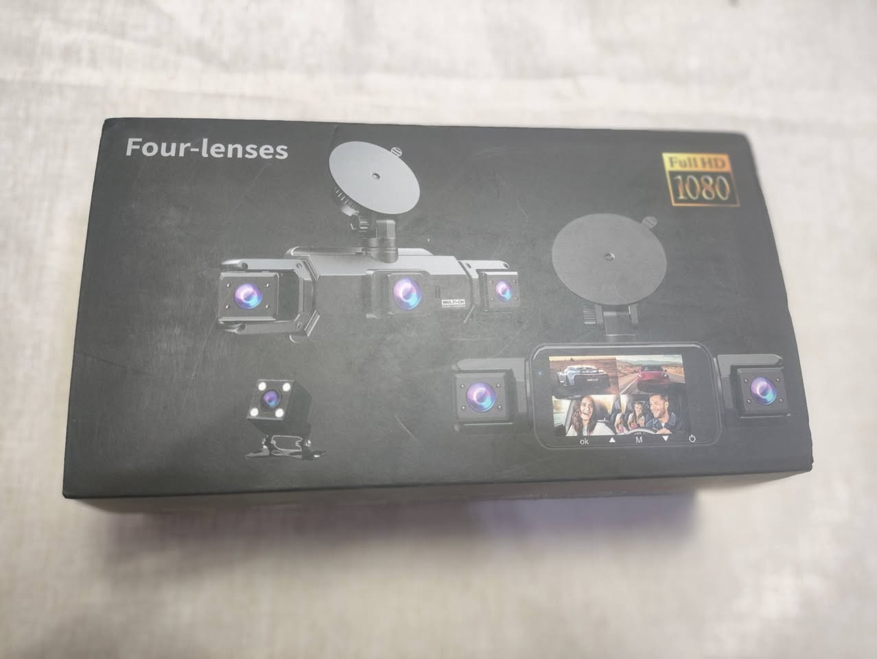 ماركه من الديج ال معروفه غنيه عن تعريف تشتغل شحن
منفذ تايبسي مثل ما واضح بلفديو
داش كام 4 كامرات رئيه ليليه
 بلشعه تحت الحمراء واي فاي نظام تحديد المواقع 24h شاشة ركن السيارة 4 عدسة HD 1080P مسجل فيديو APP التحكمم
سعر 55 غير قابل لتفاوض جديده
اخر قطعه باقيه


**إذا كنت صاحب هذا الإعلان وتريد حذفه لأي سبب، رجاءا أرسل رسالة إلى الدعم الفني**