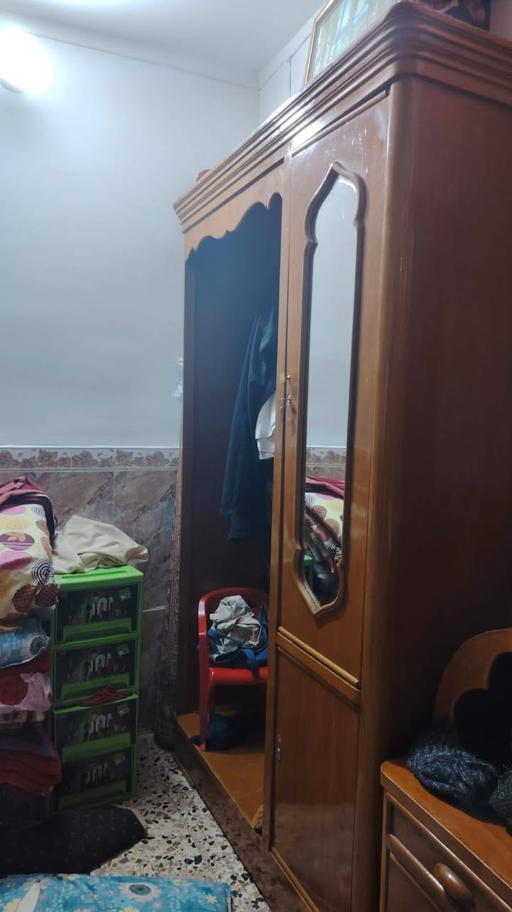 السلام غرفه للبيع تسكام  قيم واخذها المكان حي المهندس


**إذا كنت صاحب هذا الإعلان وتريد حذفه لأي سبب، رجاءا أرسل رسالة إلى الدعم الفني**