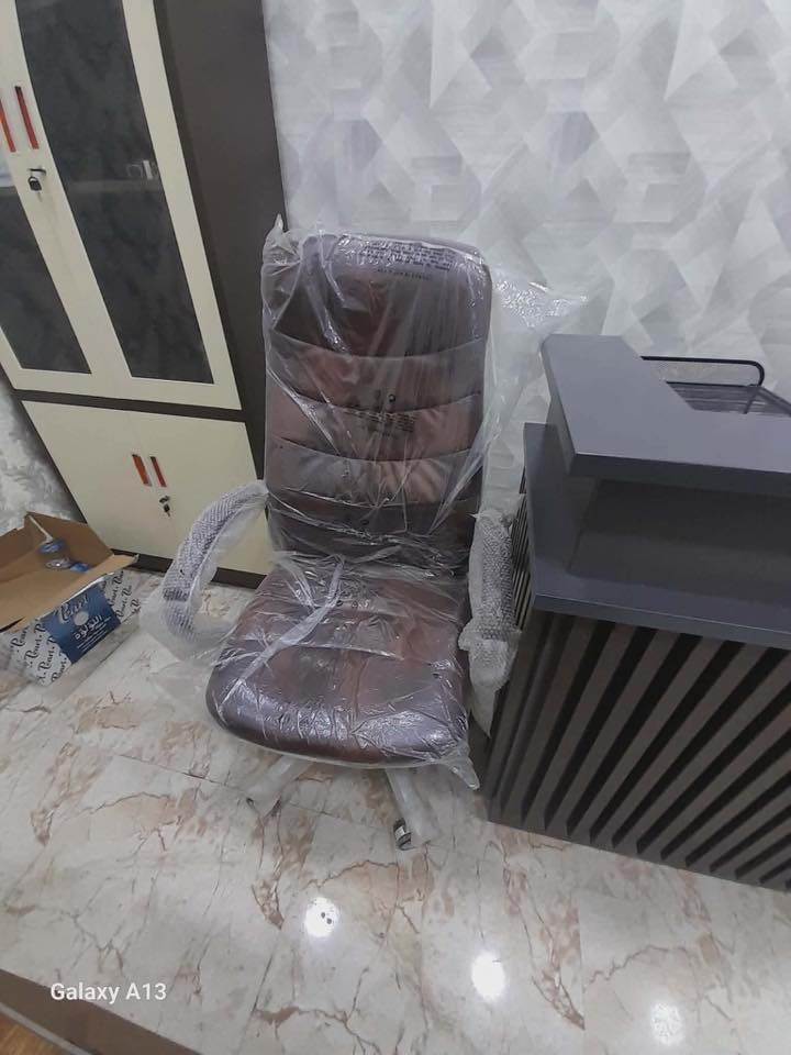 اغراض مكتبية للبيع جديد للاستفسار ***********
