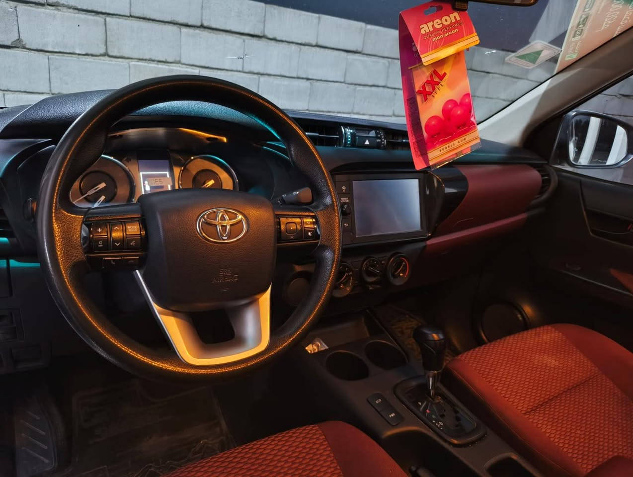 للبيع هايلوكس موديل 23 ناصي بنزين نص فول كير اوتماتيك رقم بصره جديد ماشيه 80 مكفوله كفاله عامه السعر 265  مكاني بصره الزبير طريق سفوان  ***********
