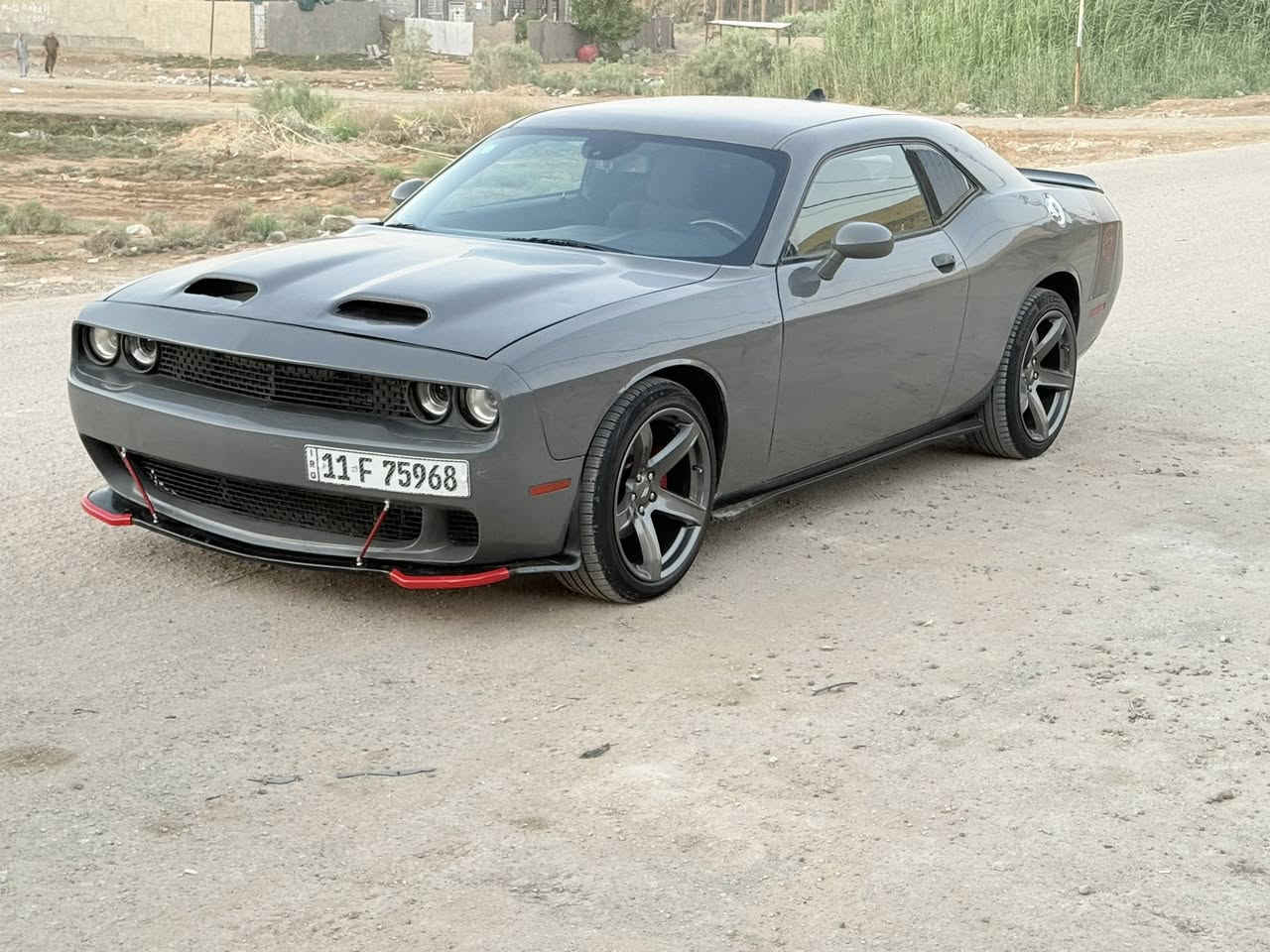 السلام عليكم جالنجر 2019 اصل  مكينه3600  صور الحادث   والسونار موجود بلمنشور  سياره جاهزه كير مكينه  تشلع الكاع شلع حداده جديده   تبريد ثلج ❄️ تخم تاير جديد   وترايها  زيرو موصفاتها معروفه بصمه تشغيل تشغيل عن بعد قطعتين تبريد شاشه وسط وبقيه الموصفات المعروفه. رقم بغداد ابسمي  البيع او امراوس  سعرها 118رقمي  *********** مكاني حله
