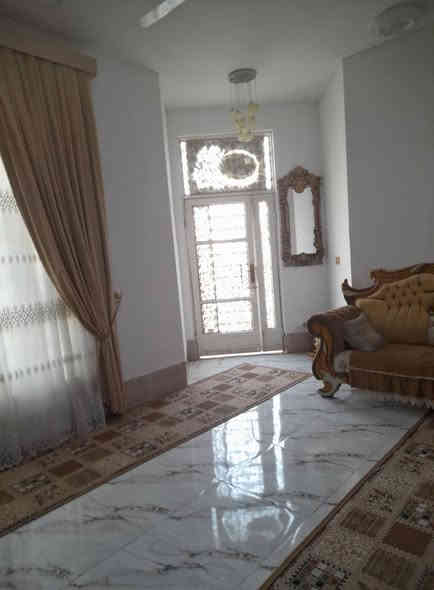 سلام عليكم  بيت للبيع كارضيه مساحته 250متر عله السده مال الكارضيه قرب سيطرت النوار يم مهند ابو الدهن بيت كامل قاط ونص الفوك غرفه وصاله مبنيات البيت كله طابوك ا بس الفوك مبني بلوك مرقم من قبل البلديه السعر 85وبي مجال شي بسيط  والسفسار عله هاذه الرقم ***********
