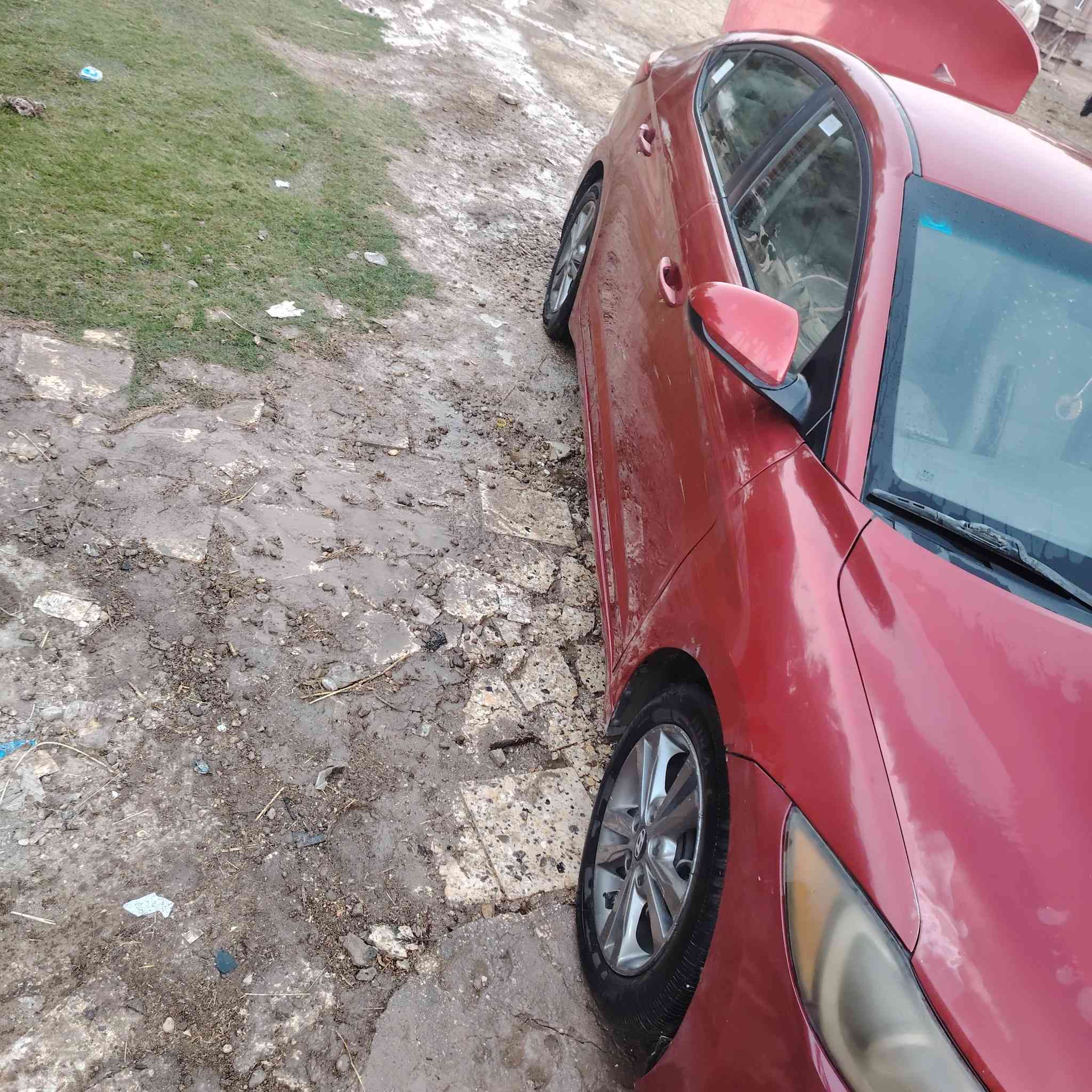 السلام عليكم اخوان ورحمه الله وبركاته النترا موديل 17 السعر 125  ***********
