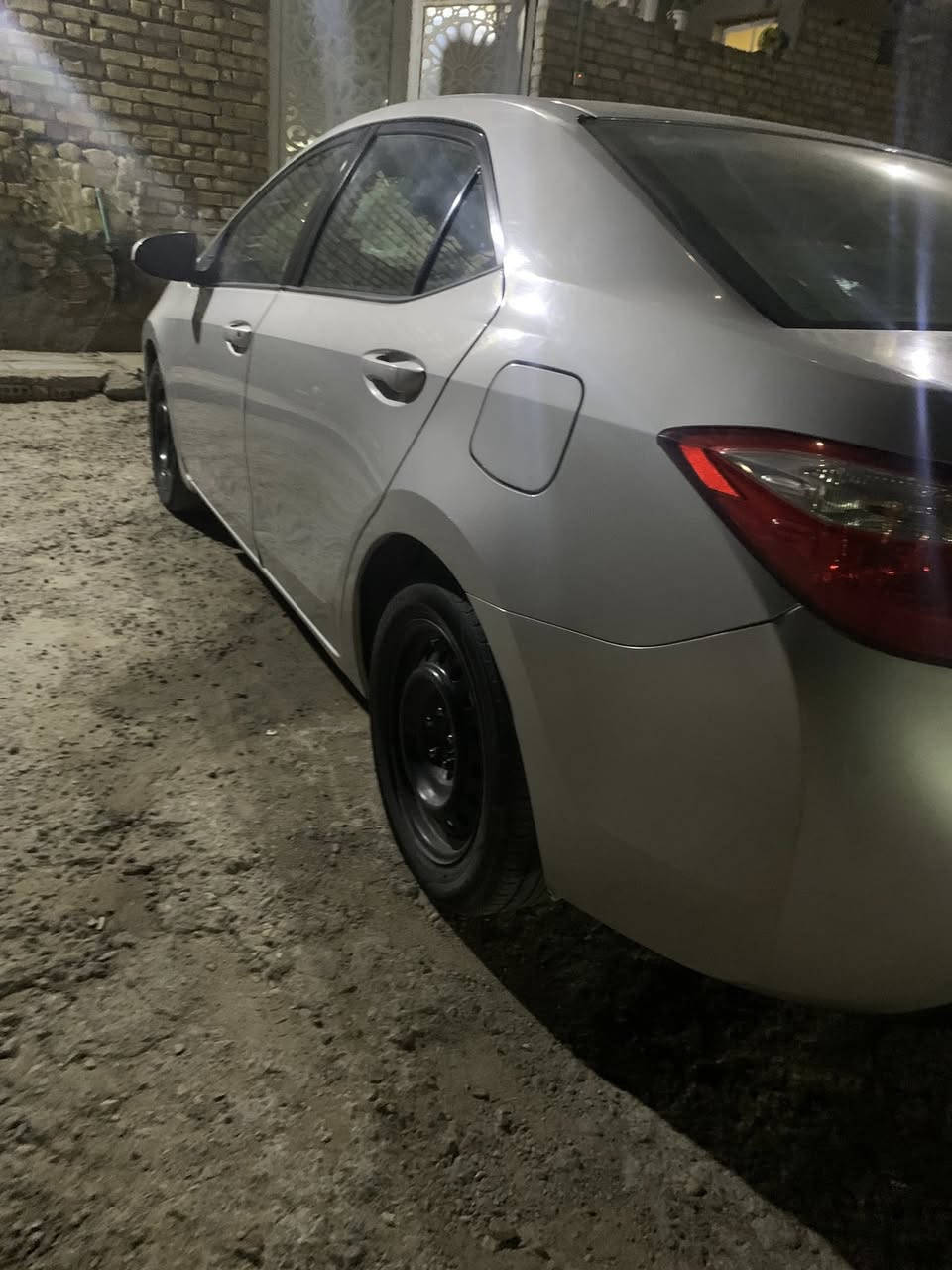 السلام عليكم ورحمة الله وبركاته 
كورلا مديل 2016 أمريكي للبيع 
موصفات نص فول 
رقم ذي قار الدولي 
السياره بسمي تحويل ثاني يوم 
ماشيه 108 حقيقي 
حادث جاملغ وبنيد وصبغ جاملغ الخلفي الجه اليمنه 
مكينه وكير وحداديه خير من الله 
مكينه ما مفتوحه
السعر 120$ 
عنوان ناصريه مركز ***********
