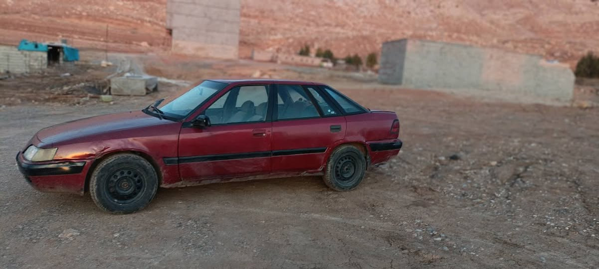 دایۆ ئیسپیرۆ مودیل 1995
ڕەقەم کەرکوک سەنەوی هەتا 2030 تازەیە
بە ناو خۆمەوەیە بەشەرتی  تەحویل وەکالە هەموشتێک
گێڕ مەکینە بەشەرت
مەکینە 16ی ئۆپڵ
هەمو گیانی بە شەرت بێ عەیبو عارە
ناو سەریارەکەم پاک کردۆتەوە دەشبول بەرە دەرگای تازەیە
ڕەقەم.***********
سعر 25گڵاو مەعمەلە
