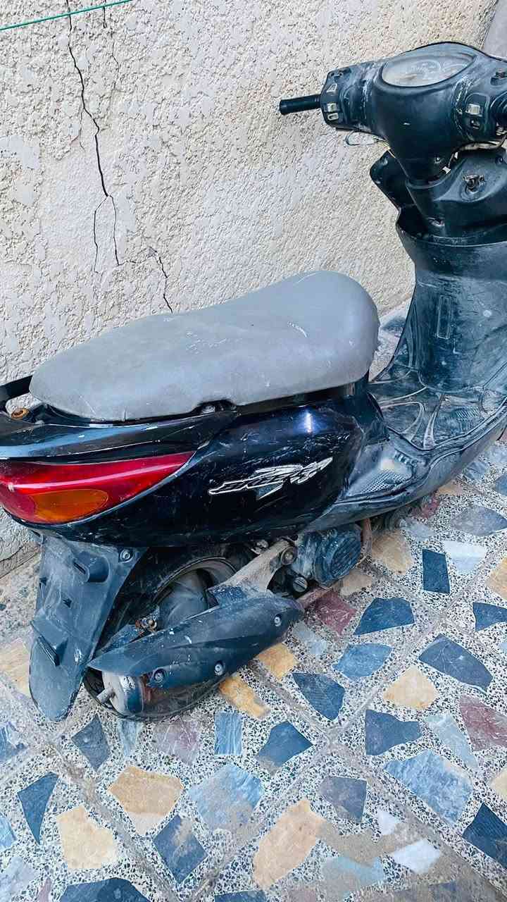 دراجه اكزز لايت عالي  تشتغل هندر اوراق الدراجه موجوده للبيع السعر 350
بغداد بلديات ‭0770 586 7649‬
