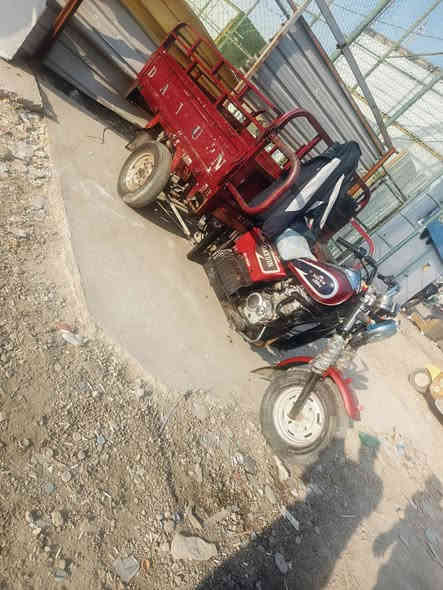 سلام عليكم ستوته دايوان للبيع موديل ٢٢ شهر ١١ستوته نكره سلف وراق صوليه شرط ترقيم  صوليه ستوته كدام للعين مكينه خرسه نكره سسلف كهربيات شغاره من لليت للشاره سعرر علا للتصال مكاني بغداد شعله  ‏‪***********‬‏
