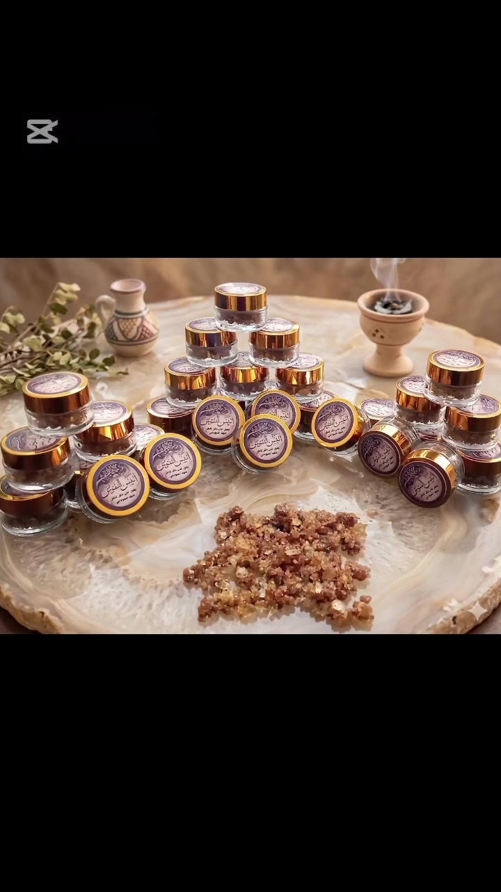 ​🖤 عطور تليق بمجالس الحسين (ع) - بخور أنيس النفوس 🖤
قال الإمام الصادق (عليه السلام): «ما من بخور يصعد إلى السماء إلا اللبان، وما من أهل بيت يبخر فيه باللبان إلا نفى عنهم عفاريت الجن» 📚✨

​مع اقتراب شهر محرم الحرام وتجهيز المجالس الحسينية والمواكب وعزاء سيد الشهداء، نحتاج دائماً إلى عطر يبعث الطمأنينة والهدوء في النفوس.. 🙏🖤

​نقدم لكم بخور "أنيس النفوس" الفاخر، المصنوع بكل حب وتيمناً باسم الإمام علي بن موسى الرضا (عليه السلام).مميزات البخور:

​النوع: بخور لبان ذكر فاخر منقى ومجهز بعناية فائقة.

​الرائحة: فواحة، زكية، وتدوم طويلاً لتعطر أجواء البيوت والمجالس الحسينية برائحة روحانية مميزة.

​الفوائد: يمنح المكان طاقة من الهدوء، السكينة، والبركة.

​📦 متوفر الآن لأصحاب المواكب والمجالس والبيوت:

​احصلوا على علبكم الخاصة لتجهيز مجالسكم بأجود أنواع اللبان المعطر.

​🚚 يوجد خدمة توصيل سريعة لجميع محافظات العراق.

​🛒 للطلب والاستفسار:

​يرجى مراسلتنا مباشرة عبر رسائل الصفحة (الخاص) ✉️ أو ترك تعليق وسنقوم بالتواصل معكم فوراً.

للحجز التواصل على وات ساب 

رقم الحجز***********
