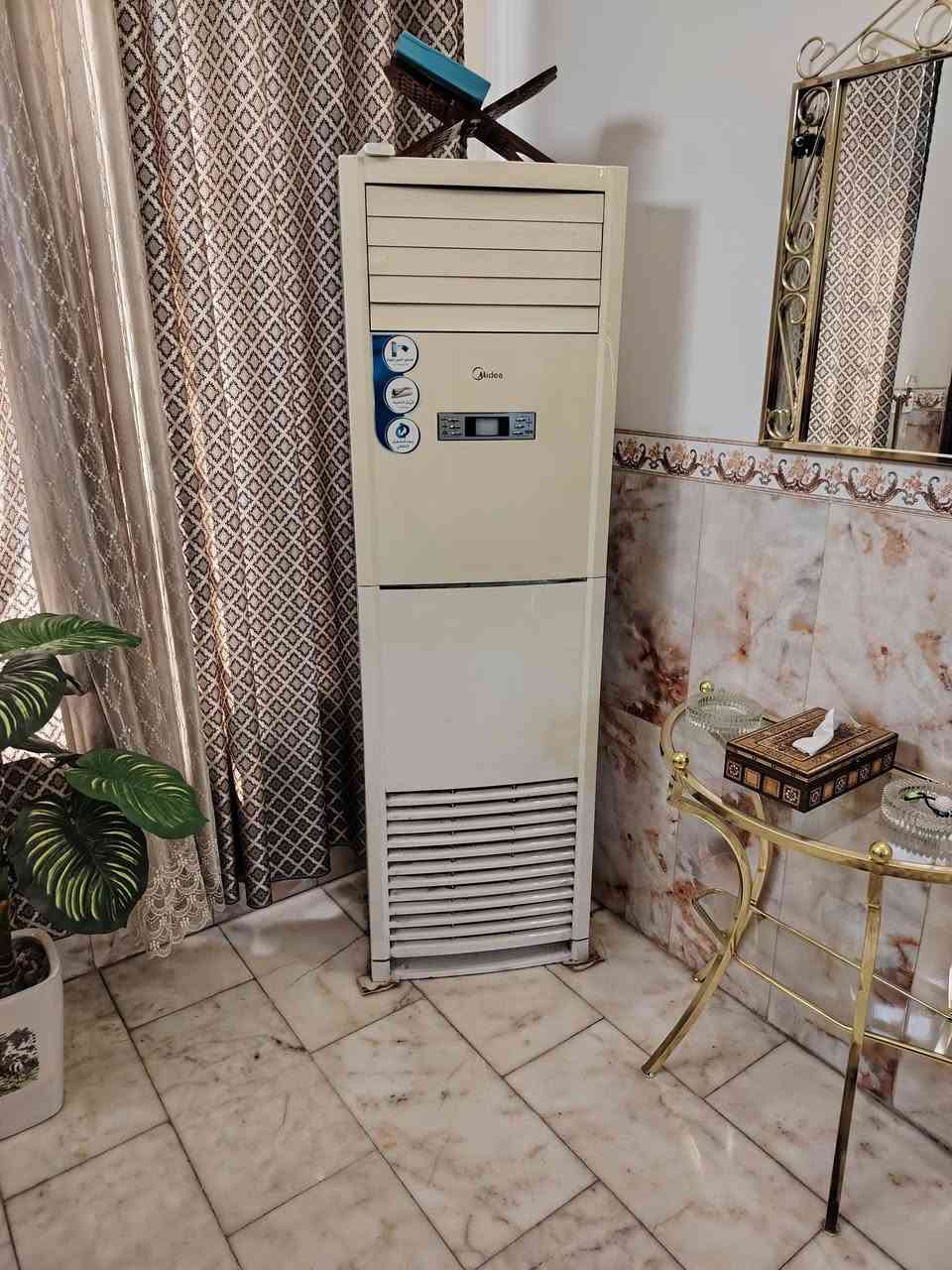 سبلت ميديا ٣ طن نظيف جدا جدا للمراوس بسبلت ٢ طن تعليك ميديا او توسوت او كري مكان زعفرانيه
