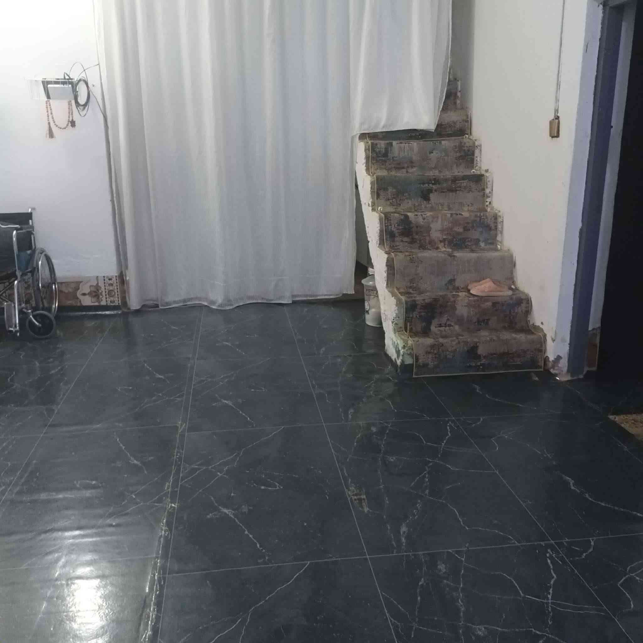 مكلف با النشر بيت للبيع نعما نيه حي الشهداء قرب اسواق فراس مساحه ٢٥٠ متر طابو صرف علي الشارع قرب صالون ختام سقف شيش بناء طابوق حديث غرفتين صاله استقبال مطبخ صحيات وطرمه جبيره استفسار خاص


**إذا كنت صاحب هذا الإعلان وتريد حذفه لأي سبب، رجاءا أرسل رسالة إلى الدعم الفني**