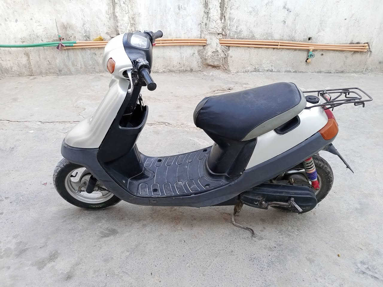 دراجه بطه 2003 دراجه حلوه محرك نظيف العنوان كربلاء حي الغدير قرب شارع رساله مال مايلالشراي ***********
