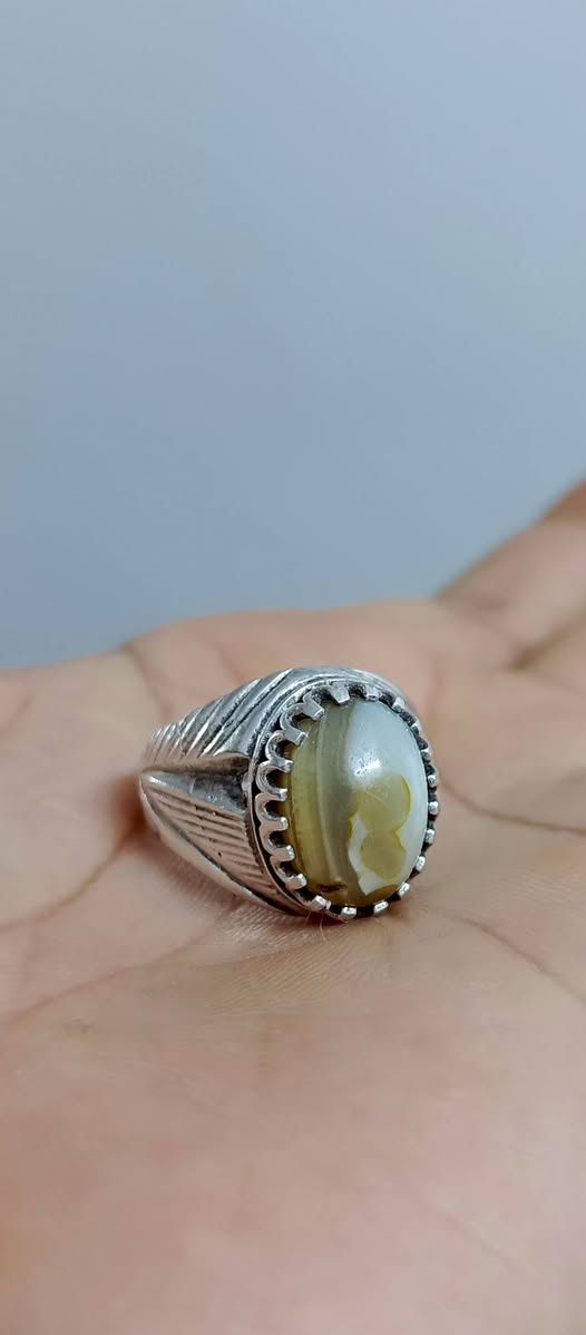 السلام عليكم للبيع شلعه وحده السعر 110 الف مكاني بغداد مدينة الصدر للاستفسار عالخاص


**إذا كنت صاحب هذا الإعلان وتريد حذفه لأي سبب، رجاءا أرسل رسالة إلى الدعم الفني**