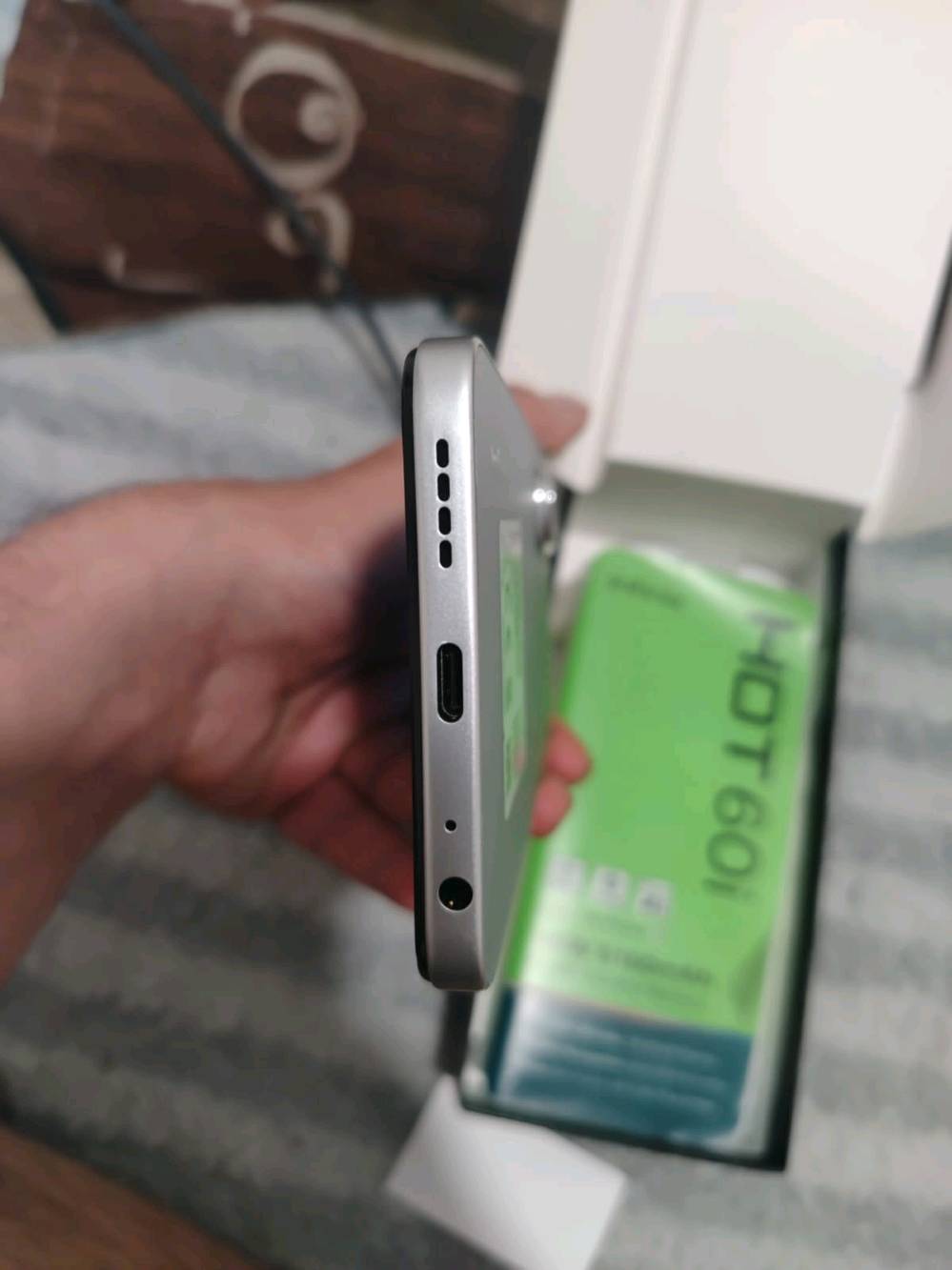 سلام عليكم عندي جاهز انفنكس هوت 60i جاهز أخو جديد استعمال قليل ذاكره. 265 عشوائيه 8 يشغل ببجي 40 فريم غراضه ما مستخدمه شاحنه 45w معالجة G81UItimate حجم شاشه 6.7  جهاز قوي  السعر 210 بيه مجال بسيط مكاني بغداد البنوك رقمي ***********