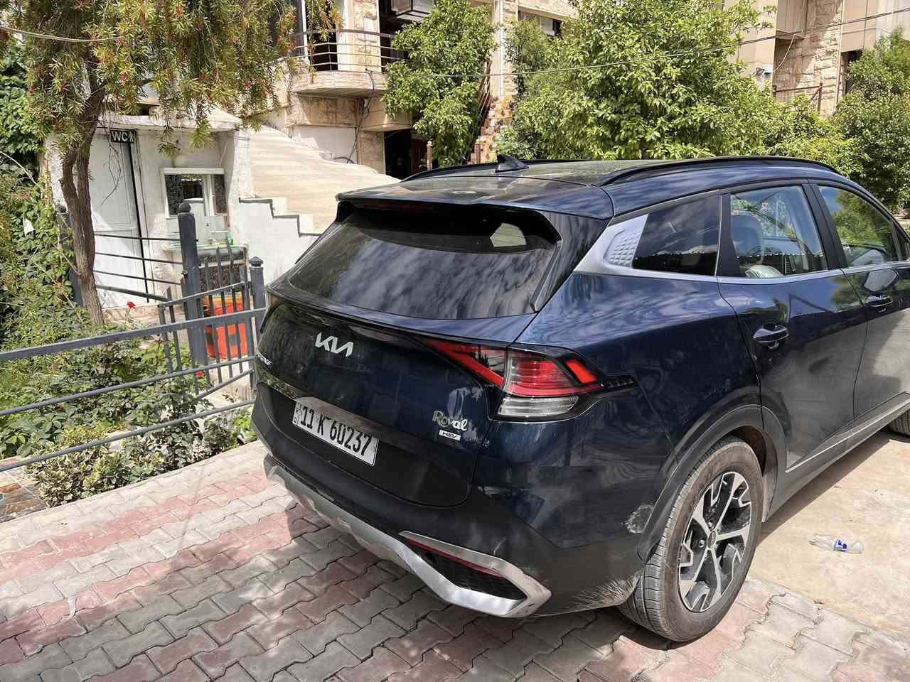 السلام عليكم
سبورتج  2023 فول 1/1
اكلين من دون حادث 
محرك: 1600tهايبرت
فئة : لمت
وارد : اميركا
عداد مشي :44m
مواصفات
1_ بصمة
2_ تشغيل عن بعد
3_ بصمة ابواب ترحيب
4_جنطه حساس اقتراب
5_لد داخلي بلادي
6_عدادات الكترونيه
7_سايد بريك اوتو بصمة
8_مانع انزلاق
9_فتحة سقف
10_تدفئة كشنات
11_ كشنات كهرباء
12_ شاشه تبريد منفصله
13_ فول تحكم ستيرن
14 _فول قياده ذاتيه
15 _رادارات امامي خلفي وجانبي
16 _ نقط عمياء مع حساسات توقف ذاتي
17 _ فول حساس اوتو ستوب
18_لايت زنون مع لد امامي خلفي
19- شاشه حجم كبير تدعم خرائط
20_ تحكم وضعيات قيادة
21_ اوتو هولد
22_ اشاير مري
مرقم كامل بغداد (باسمي)
من دون حادث بارد في هلال 
عنوان بغداد البلديات
رقم ***********
سعر 210
