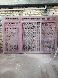 ابواب حديثه • حديد وبلاستك • شبابيك مستخدم