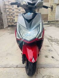 سكنس • مطور شحن • بطاريات ٤