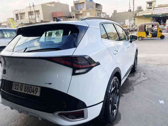 السلام عليكم 
سبورتج 2024 جي تي لاين gt line  
فول مواصفات 1/1 
كشنات تدفئة ♨️تبريد 🧊ماشيه 16 الف 
مكفولة كفالة عامة من البارد والرصعة والشخط بحالة الوكالة
ضمان الشركة الدولية السيارة داخل الضمان (دهن شركة klA ) فقط .
الاضافات
 1. اضافة سيم لحماية الراديتر
 2. تغليف ppf بنيد ومازدات دعامية.
3.لد دشبول وابواب تحكم بالتلفون الاصلي من الوكالة
4.تغليف كشنات كنترا  ماركا الوكالة
5.ارضيات تغليف جلد 
مكاني بغداد بغداد حي العامل 
السعر 257 $وبيهه مجال
هاتف/ ***********
