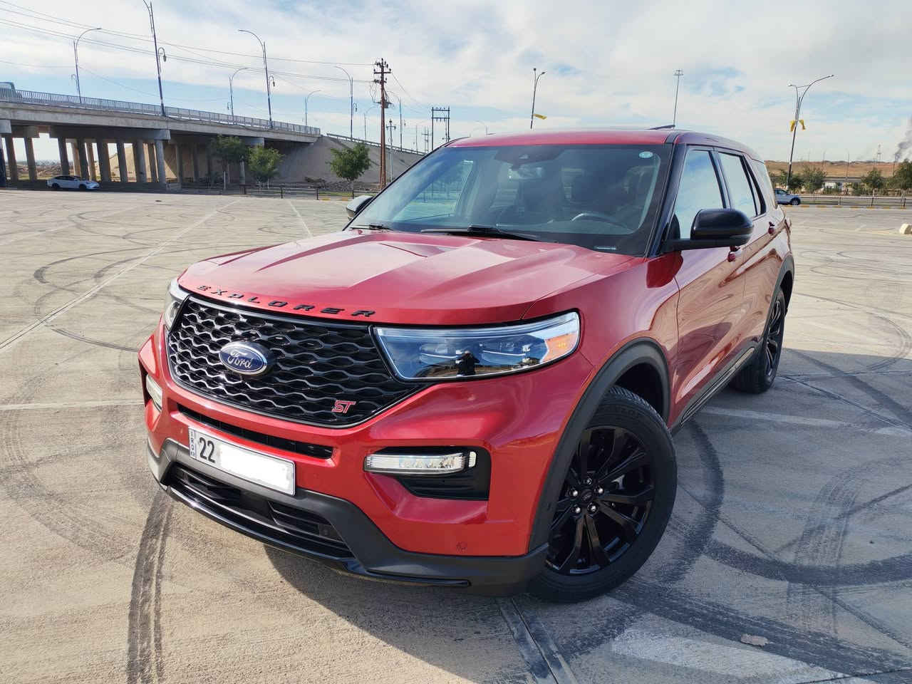 Ford Explorer ST 🚀🚀
‏فورد إكسبلورر مواصفات ST
حجم المحرك : 🐎 3.0L V6 TwinTurbo 400hp 
الموديل : 2021
العداد : 47 الف ميل
المواصفات: 
دبل اكسل
داخل ٧ الوان
كيج ديجتال
٧ انظمة قيادة
بصمة ابواب 
بصمة تشغيل 
تشغيل عن بعد (Remote Start)
شحن وايرليس
مرية شفط كهربائي 
مريات عاكسة وعلامة ترحيب ST
صندوق شفط كهربائي
صندوق فتح عن طريق حساس الرجل 
سستم سماعات (Bang&Olufsen)
كاميرات °360
هاند بريك بصمة 
اوتو بارك
اوتو هولد
اوتو ستارت Auto Start
اوتو ستوب Auto Stop‎
رادار امامي (تحديد مسار)
رادار جانبي  (نقاط عمياء)
رادار خلفي (التحذير من الاصطدام)
حساسات امامي وجانبي وخلفي
كشنات _VIP
كشنات جلد
كشنات كهربائي
كشنات خزن
كشنات تبريد وتدفئة
كشنات صف الثالث كهربائي
استيرن تدفئة
شفتات استيرن
استيرن كهربائي وخزن
تبريد لمس وشاشة
تبريد مركزي
لايتات ليد وعدسة زينون بيلادي
ويل كروم سبورت قياس ٢٠ انج مع تخم تايرات دنلوب
ضررها : فقط قطعتين بدون دواخل ارباك فقط استيرن وبردات
مكاني : كركوك
للاستفسار عن السعر وتفاصيل اكثر واتساب : ***********

