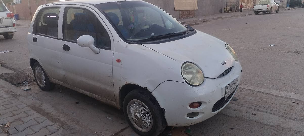 السلام عليكم كيوكيو ١٣ للبيع كير محرك شرط ومابيه صبغ بس شوييييه خياس بالداير يعني مو شرط تسويهن اقابلك مع الشرعي كبل بس مايرضى غير التحويل داخله حلو كلش بغداد المحموديه *********** السعر ٢٥ ومن تجي الحجي يختلف
