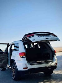 جيب لاريدو 2014 لمتد فول مواصفات كير محرك بشرط  سقف سلايت  شاشه جبيره ...