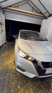 السلام عليكم … نيسان فيرسا 2021 وارد امريكي والضرر موضح بالصورة السيارة نظيفة مواصفاتها نص فول يعني بصمة وبدون فتحة السعر 125 ورقة وبيها مجال بسيط ***********
