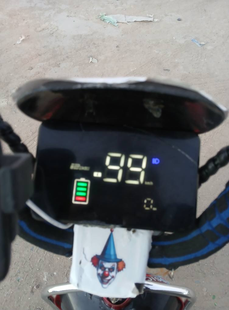 للبيع كدام عينك توه شادلهه تحويله 12فولت +لايت بومه وكشنات جدد
السعر 250وبيهه مجال مكاني بصره زبير ***********
