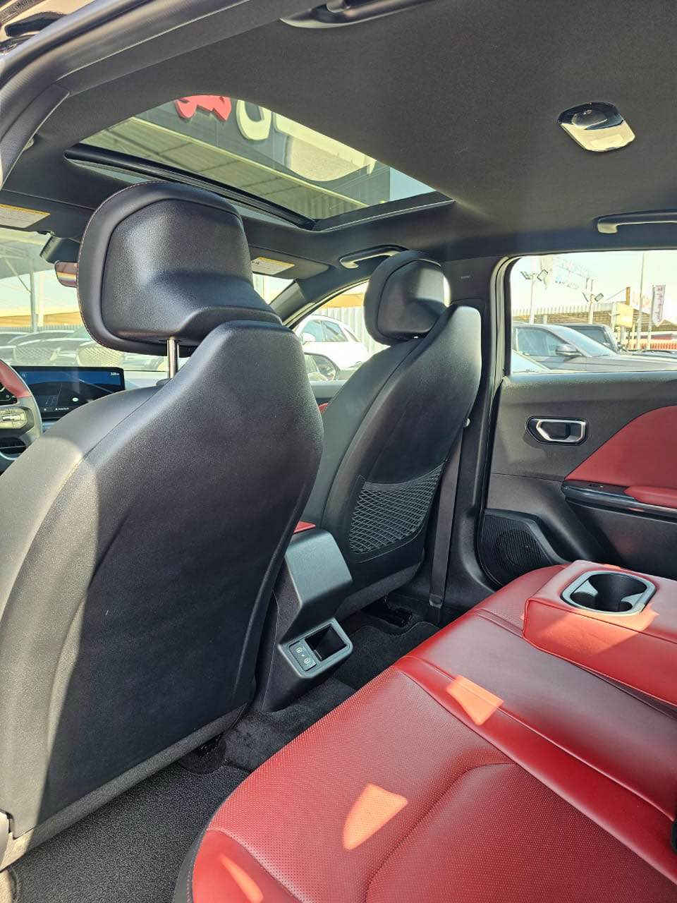 السلام عليكم أخواني الاعزاء

KIA K4

الموديل : 2025

GT LINE : المواصفات

المعروفه

بانوراما

بصمه تشغيل

داخل لونين

كشن جلد كهربائي تدفئه و تبريد

كشن خزن ميمورسي الخ…..

ضرر السياره : جاملغ مع حافه البونيد

ايرباكات : بدون بشرط

دواخل : بدون بشرط

معرفه المزيد من المعلومات التواصل معنا عبر الواتساب •

*********** • 📞 أربيل, العراق
