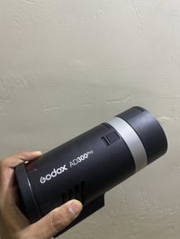 للبيع عدة تصوير احترافية 🔥 اضاءة Godox AD300Pro سوفت بوكس ستاند تريكر ...