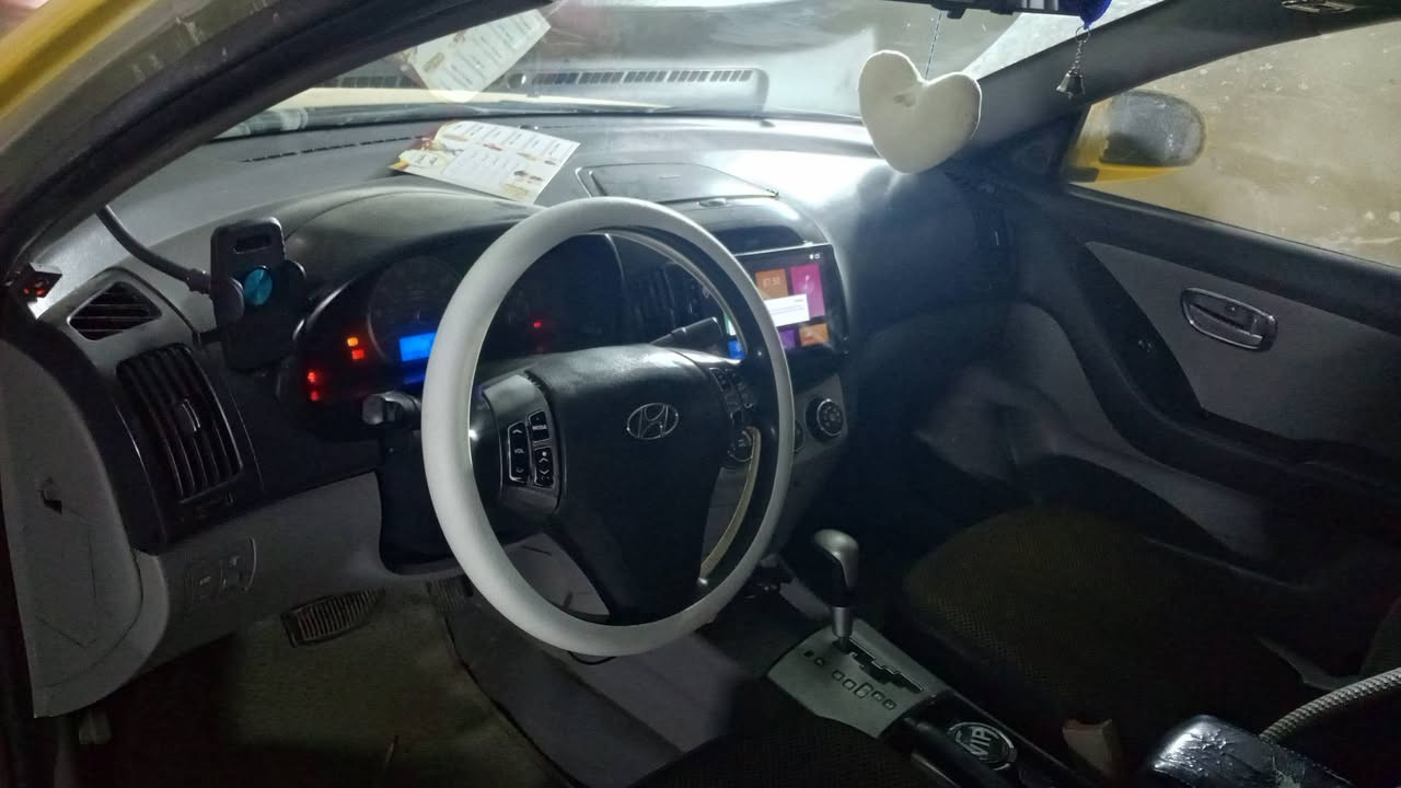 للبيع السعر قفل 60
الانتره 2008
رقم صدامي بغداد 
سياره كامله هزه ومعامله ترقيم دولي الرقم الجديد 
كلشي كامل فقط تدفع الغرامات والهيه وشد ارقام دولي
السياره كير ومحرك شرط تبريد ثلج تدفئة شغال 
السياره حادثه جاملغ خلفي السائق
تخم تاير باتري جديد
صدر امامي خلفي جديد 
يرهم مراوس حسب القناعة 
***********
مكان السياره صلاح الدين الضلوعية 
ملاحظه 
السياره غاز وبانزين شغال 
باقي التفاصيل اتصل وتدلل
