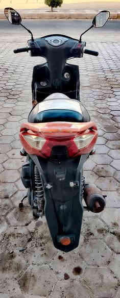 كايمكو للبيع
دراجه نضيفه جدا تايرات جدد امامي خلفي 
بريك امامي خلفي شغال 
كهربائيات كلها شغاله اشارة لايت عالي ناصي هورن 
باتري جديد نكره سلف 
شراي يتواصل *********** السعر بيك خير وتدلل
