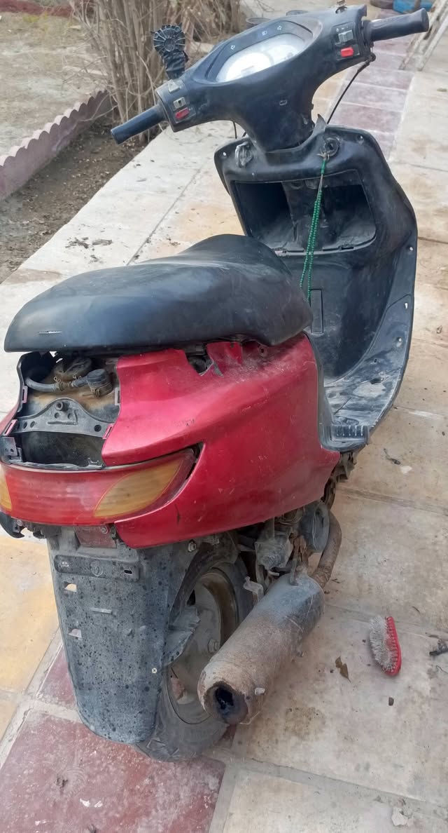 فراشه للبيع
شغاله السعر 200 وبيه مجال

مكينه مفتوحه 

مكان نجف كوفه شارع المعمل 

***********
