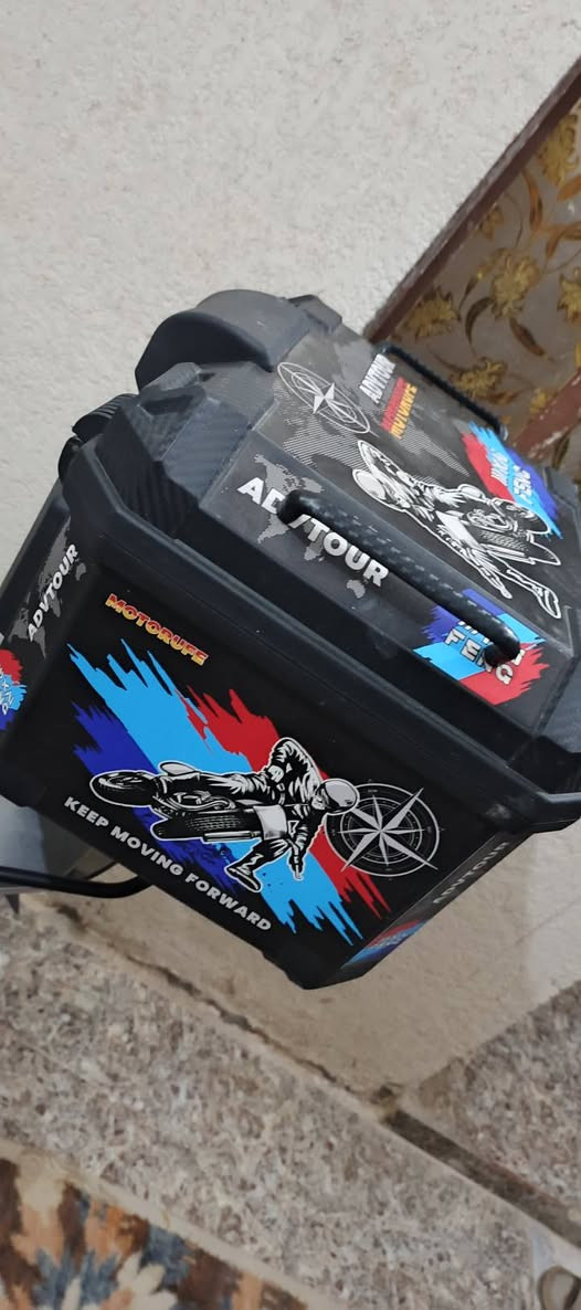 السلام عليكم اخوان صندوق دراجه ضد الكدمات صندوق كامل صار ٤ ايام شديته  وسط موجود هو والسله مالته سعر 30 قفل مكان الناصريه ***********
