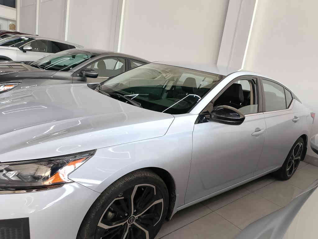 التیما ٢٠٢٣
لون ممیز
مواصفات SR
جاملغ جه نفر صبغ
ایرباك ستیرن سستم
ماشیة ٧٧ الف کیلو 
السعر ١٧٨ و مجال 
*********** سميل, دهوك
