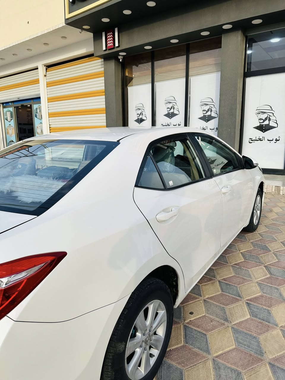 كورلا 2015 خليجي محرك 2000
رقم بغداد تحويل ثاني يوم
اشاير بالمري 
حساسات    
تحكمات ستيرن 
تشغيل عن بعد
بيها صفحه و البنيد مبدل  بدون دواخل موضح بل صوره
مكان الرمادي
السعر 125  وبيها مجال للشراي***********
