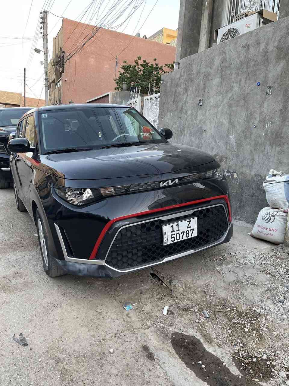 كيا صول موديل 2024سيارة نضيفة جدا مال بيت موصفات السيارة محرك 2000 دوش وارد امريكي  ماشية33الف بية وضع سبورت مانع نزلاق نورمل السيارة خير من الله رادرات تصادم نقطة عمياء تدفئة تبريد كير محرك نضيف ما مفتوح السعر 152 :/***********
