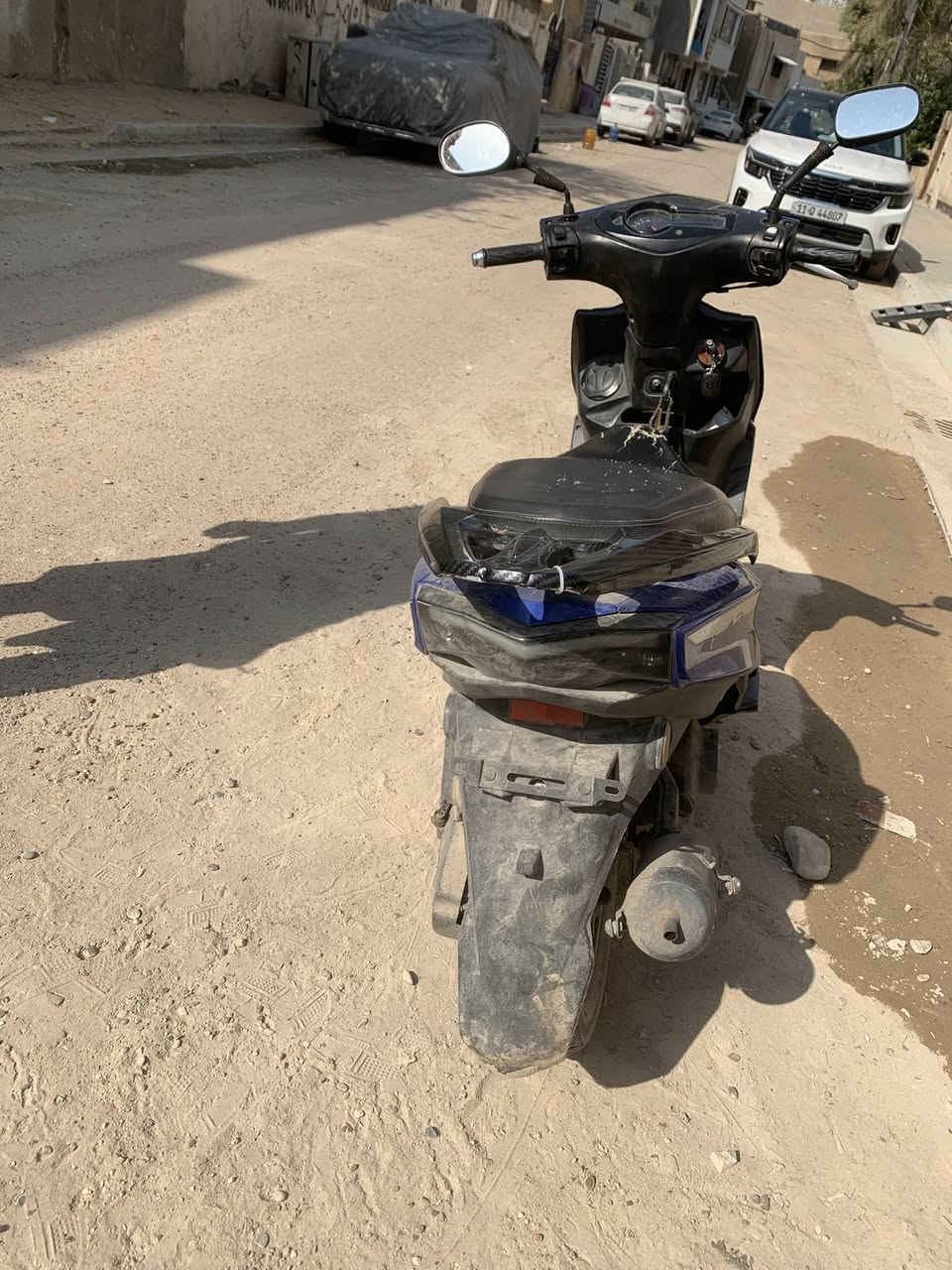 سلام عليكم دراجه سكنس صيني شمعه الدراجه خير من الله لا تنقيص ولا تبخير كهربائيات كله شغاله بيه كلوب زنون ابيضّ الدراجه نكره كل وكت سلف وهندر 
بيه بص كسر بل كفر لأمامي. بل صفحه مكاني اعضميه  مكفوله سرقه ومكينه برغي ممفتوح بيه هم مكفوله هذه رقمي  *********** متواجد خاص 🤍
